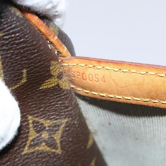 LOUIS VUITTON Monogram Reporter GM Shoulder Bag M45252 - Picture 12 of 16